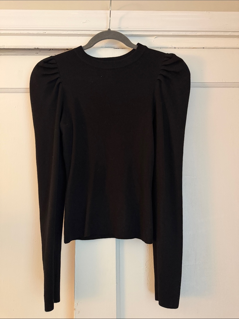 GB Black Puff Sleeve Knit Top - Women Medium